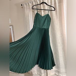 Gianni Bini Emerald Pleated Dress